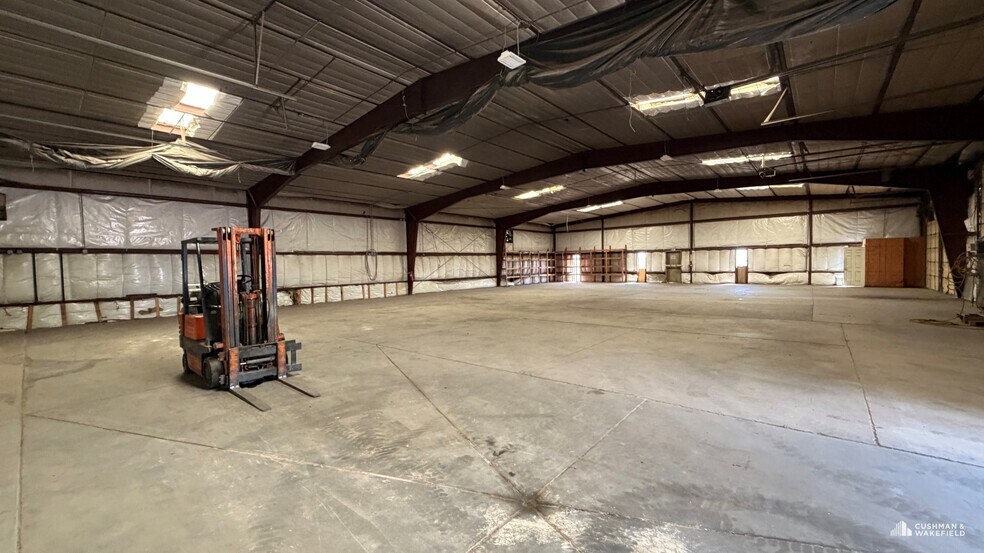 More Photos Of 15457 Highway 52, Fort Lupton Warehouse For Lease