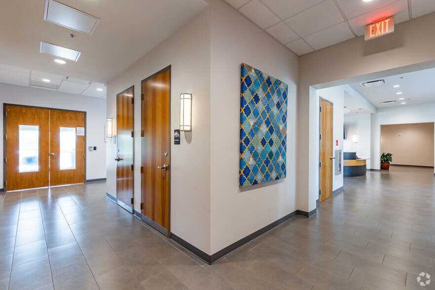 More Photos Of 4715 Data Ct, Orlando Office For Sale