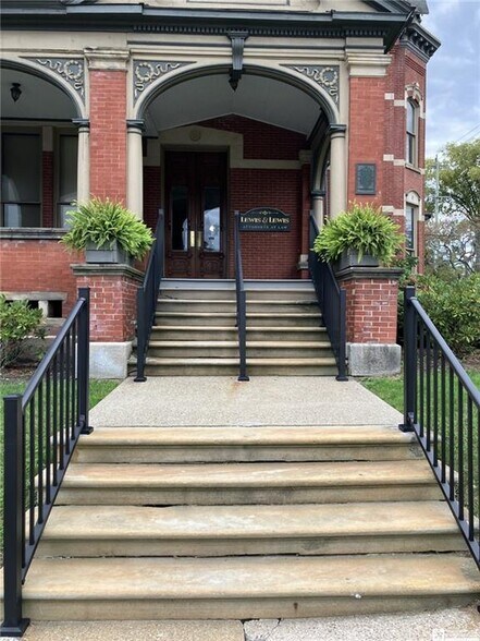 More Photos Of 413 N Main St, Jamestown Office Residential For Sale