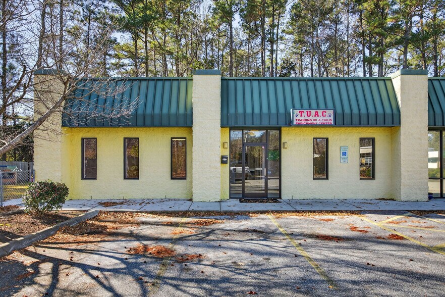 More Photos Of 3910 Princess Place Dr, Wilmington Daycare Center For Lease