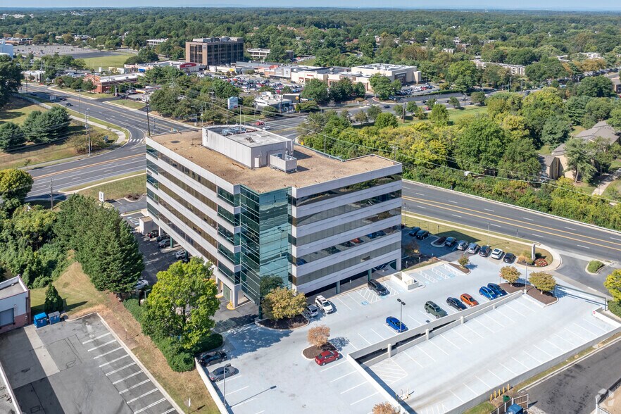 More Photos Of 555 Quince Orchard Rd, Gaithersburg Office For Lease