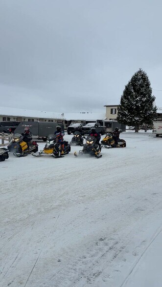 More Photos Of 8500 Road 164, Listowel Hotel For Sale