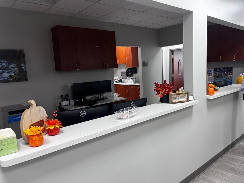 More Photos Of 5024 Hunter Rd, Ooltewah Storefront Retail Office For Lease