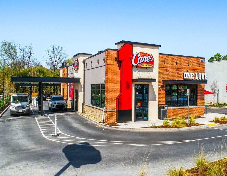 Primary Photo Of 1833 Gunbarrel Rd, Chattanooga Fast Food For Sale