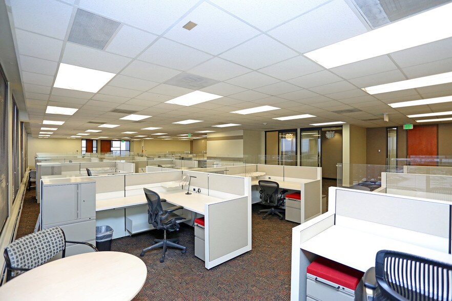 More Photos Of 5601 S Broadway, Littleton Office For Lease