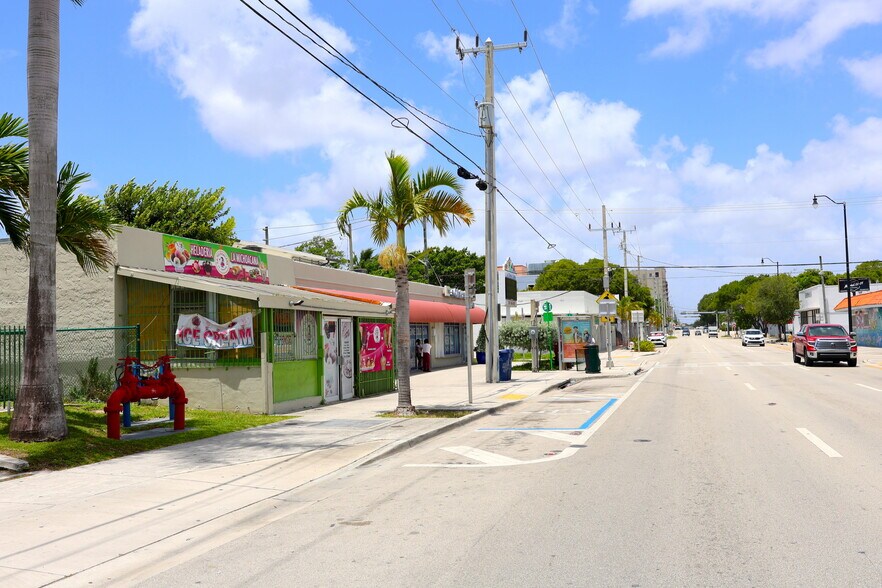 More Photos Of 1058 SW 1st St, Miami Unknown For Lease