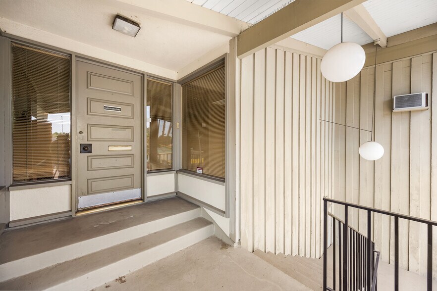 More Photos Of 1661 E Chapman Ave, Fullerton Office For Sale