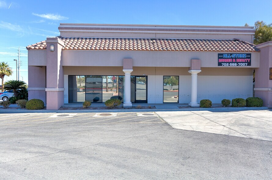 More Photos Of 565 Marks St, Henderson Unknown For Lease