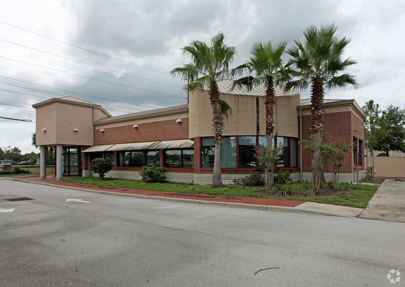 More Photos Of 795 Gateway Dr, Altamonte Springs Restaurant For Lease