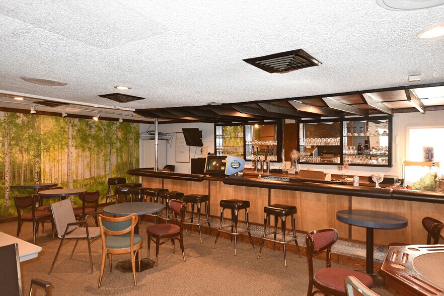 More Photos Of 2620 W 2nd St, The Dalles Restaurant For Sale