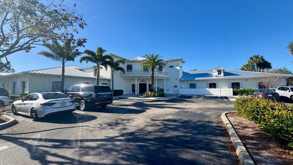 Primary Photo Of 145 NW Central Park Plz, Port Saint Lucie Medical For Lease