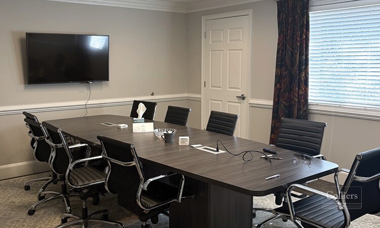 More Photos Of 9 Washington Park, Greenville Office For Sale