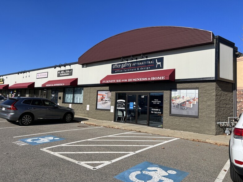 Primary Photo Of 36-76 Vanderbilt Ave, Norwood Storefront For Lease