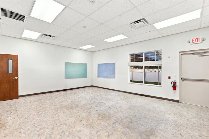 More Photos Of 191 Endicott Way, Deland Schools For Sale