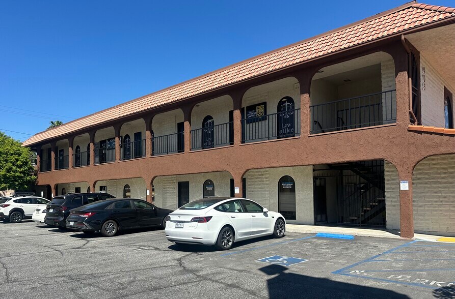 More Photos Of 403-405 N MacLay Ave, San Fernando Office For Lease