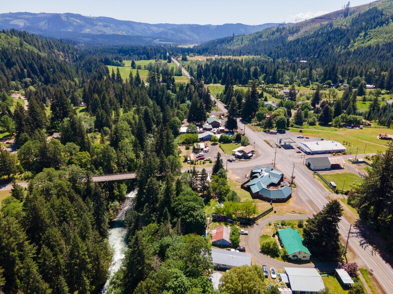 More Photos Of 1258 Highway 141, White Salmon Hospitality For Sale