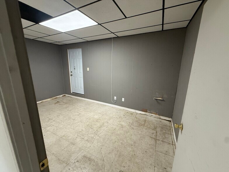 More Photos Of 528 S 8th St, Fernandina Beach Unknown For Lease