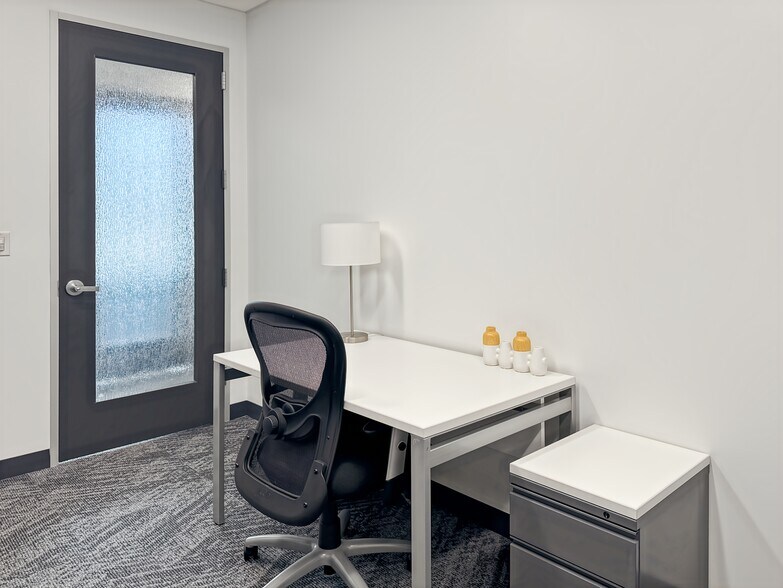 More Photos Of 6800 Weiskopf Ave, McKinney Coworking Space