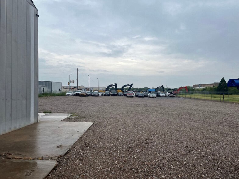 More Photos Of 13415 N Santa Fe Ave, Oklahoma City Industrial For Sale