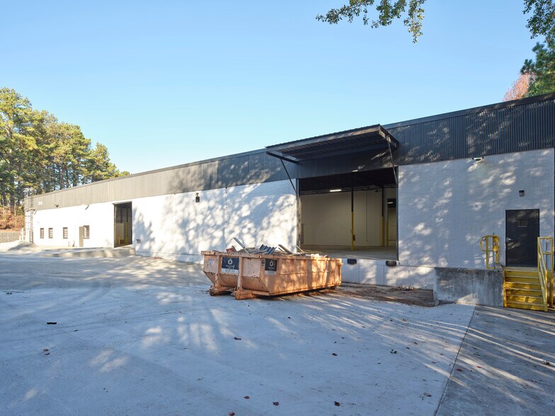 More Photos Of 3645 Oakcliff Rd, Doraville Warehouse For Lease