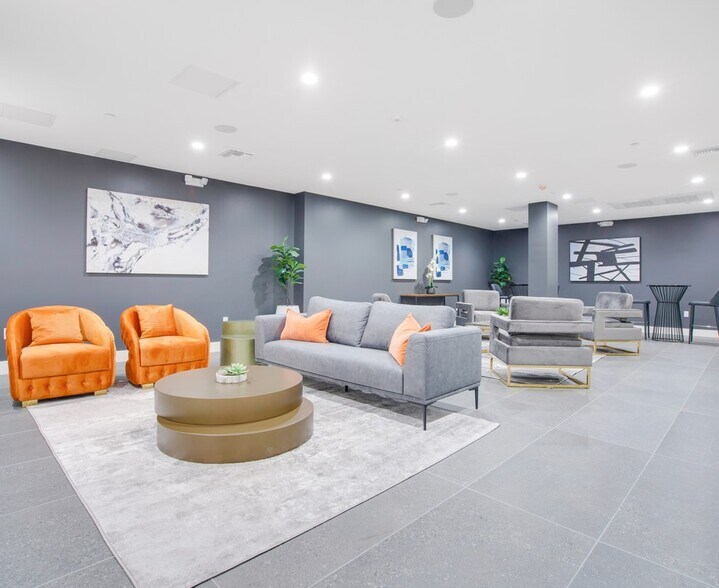 More Photos Of 13724 Victory Blvd, Van Nuys Apartments For Sale