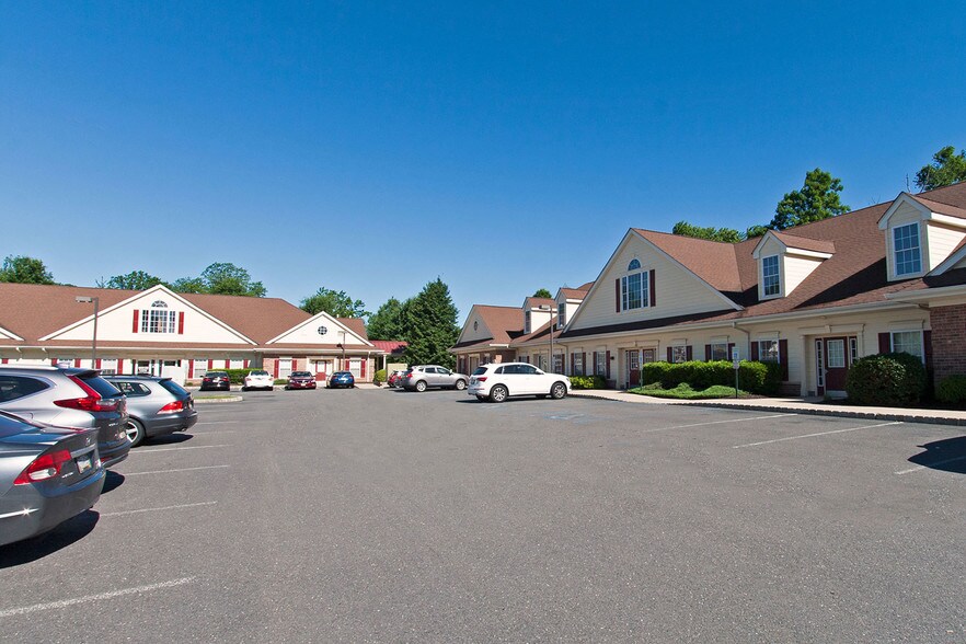 More Photos Of 46 Vreeland Dr, Skillman Unknown For Lease