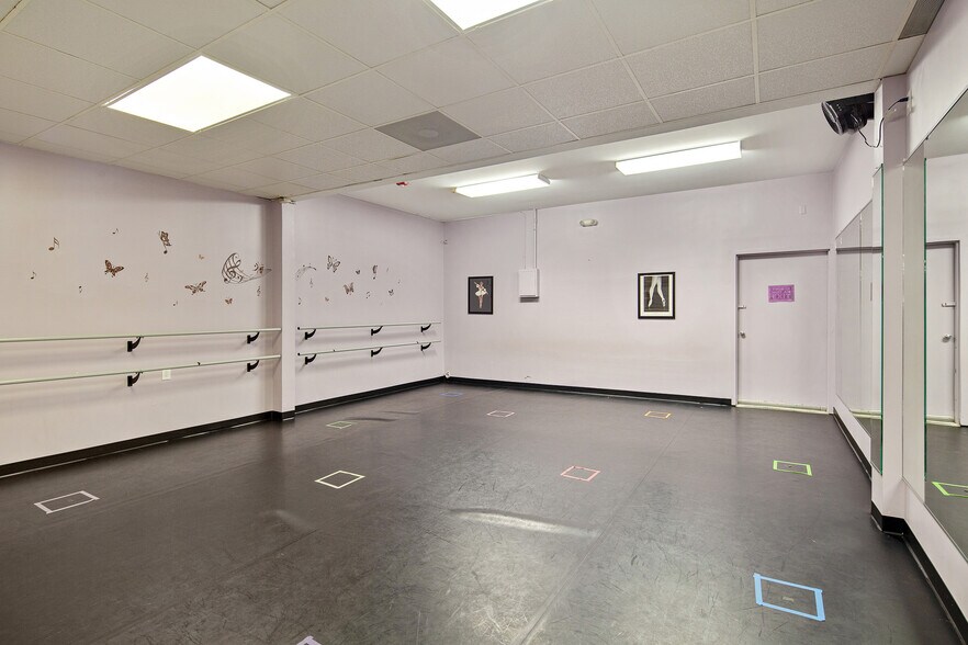 More Photos Of 1 S Main St, Mullica Hill Storefront Retail Office For Sale