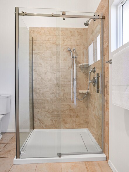 More Photos Of 1825 Altivo Way, Los Angeles Multifamily For Sale