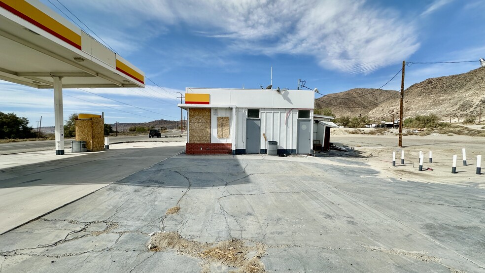 More Photos Of 82264 Trona Rd, Trona Service Station For Sale