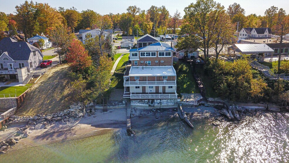 More Photos Of 5225 Old Lake Rd, Geneva Hotel For Sale