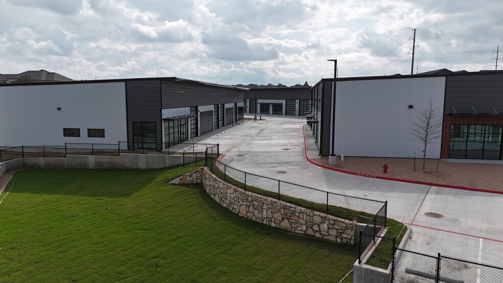 More Photos Of 15819 FM 1325, Austin Warehouse For Lease