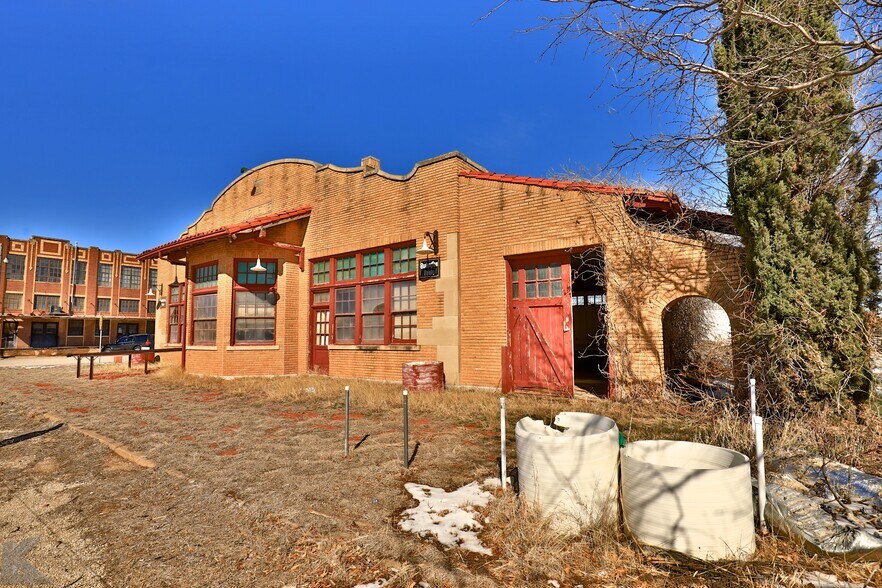 More Photos Of 133 Cherry St, Abilene Land For Sale