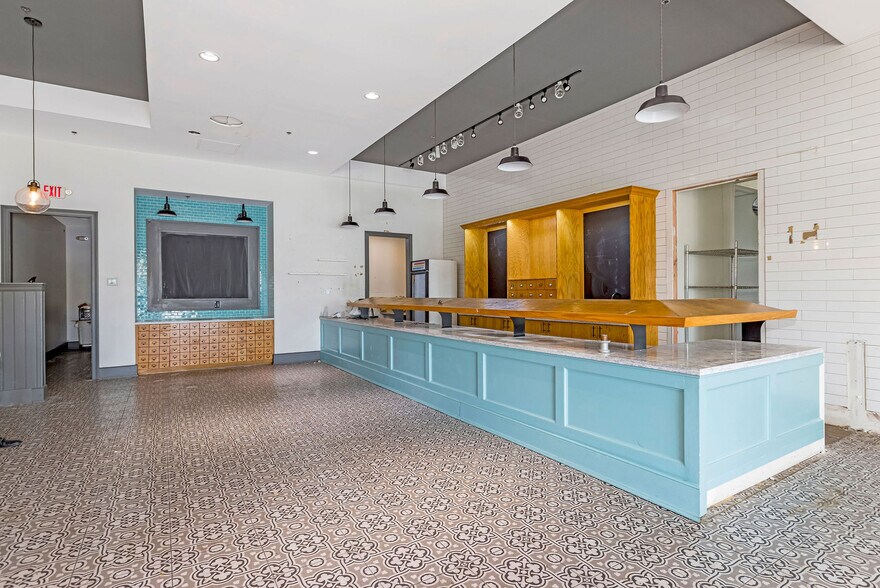 More Photos Of 9558 Civic Centre Blvd, West Chester Restaurant For Lease