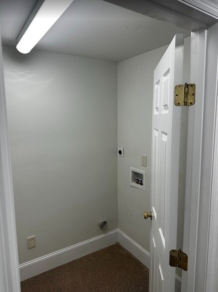 More Photos Of 117 Longwood Dr SE, Huntsville Storefront Retail Office For Lease