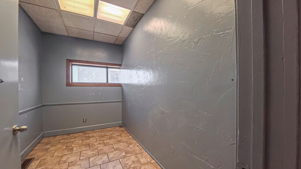 More Photos Of 6111 W Amarillo Blvd, Amarillo Medical For Sale