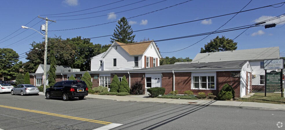 More Photos Of 2539 Middle Country Rd, Centereach Office For Lease