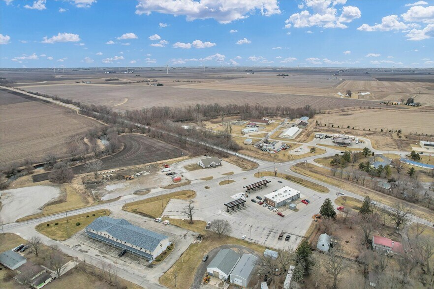 More Photos Of 940 Clinton Ave, Farmer City Land For Sale