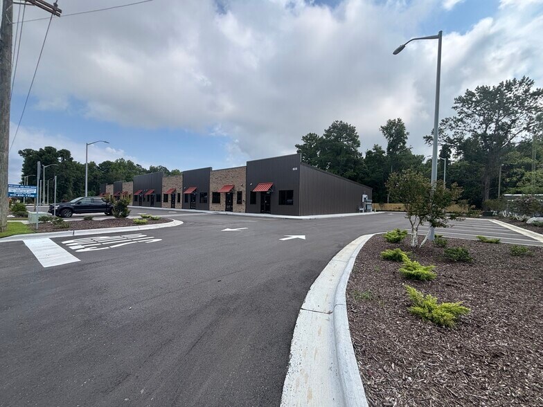 More Photos Of 823 Bell Fork Rd, Jacksonville Warehouse For Lease