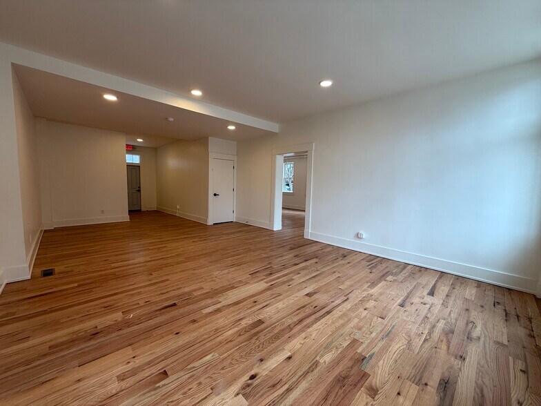 More Photos Of 1400 Walnut St, Cincinnati Apartments For Lease
