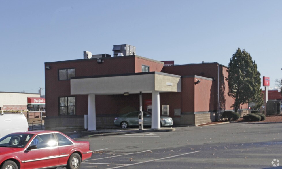 More Photos Of 740 Gallivan Blvd, Boston Freestanding For Sale