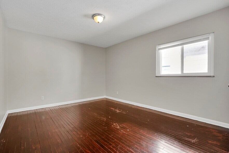 More Photos Of 1865-1867 Agler Rd, Columbus Multifamily For Sale