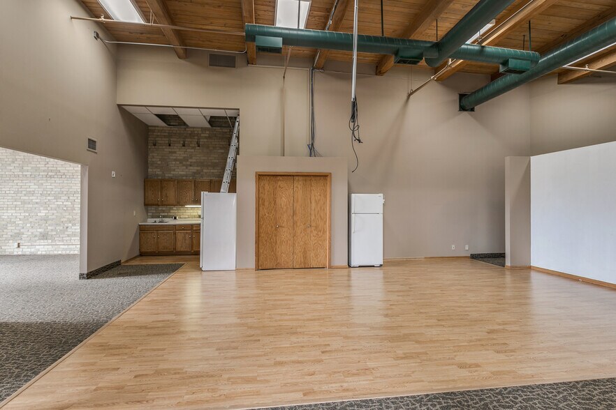 More Photos Of 413 Wacouta St, Saint Paul Office Residential For Lease