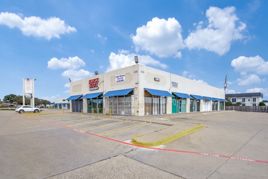 More Photos Of 8300 La Prada Dr, Dallas Unknown For Lease