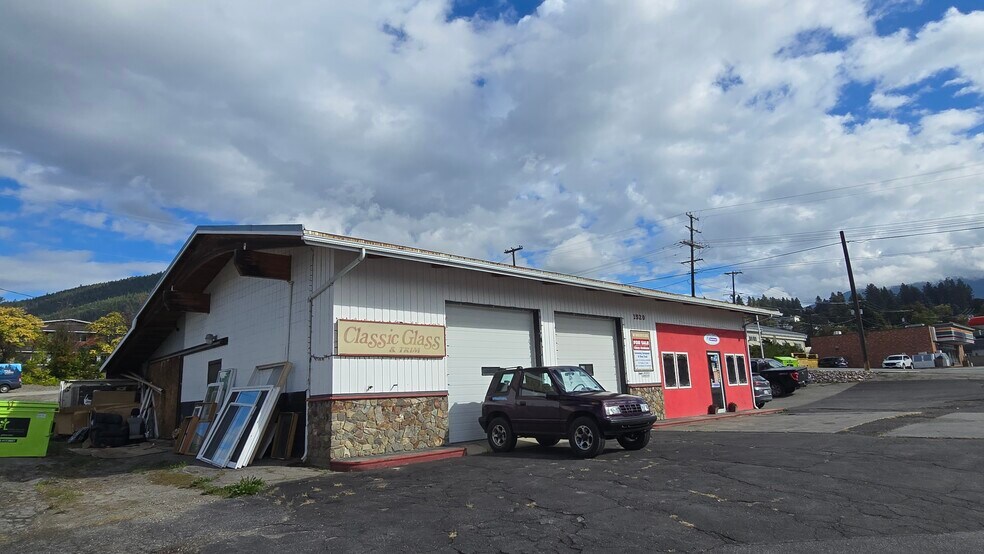 More Photos Of 1520 Canyon St, Creston Auto Repair For Sale