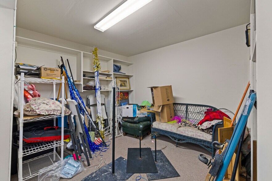 More Photos Of 242 S Main St, Willits Freestanding For Sale