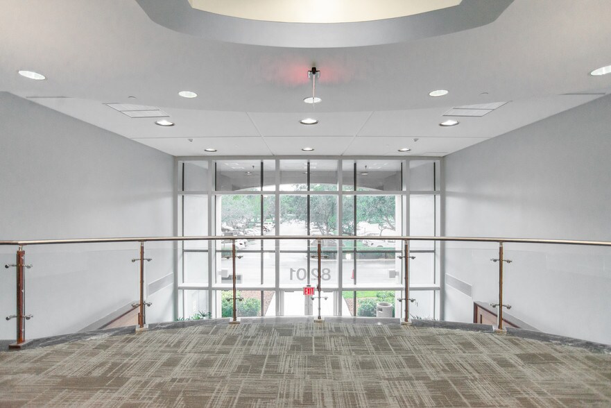 More Photos Of 8201 Peters Rd, Plantation Office For Lease