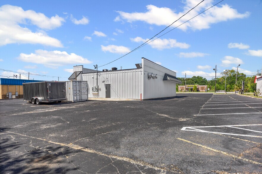More Photos Of 922 Saraland Blvd S, Saraland Restaurant For Sale
