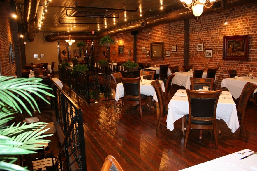 More Photos Of 111 E Erwin St, Tyler Storefront Retail Office For Sale