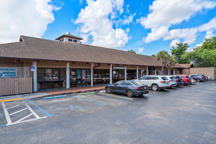 More Photos Of 10471 N Kendall Dr, Miami Storefront Retail Office For Lease
