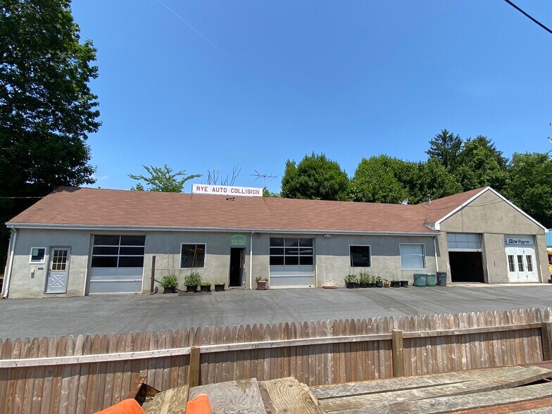 More Photos Of 182 North St, Rye Auto Repair For Sale